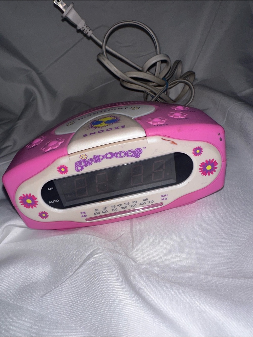 Vintage Y2K Girl Power Pink Alarm Clock Radio Nightlight 2000s